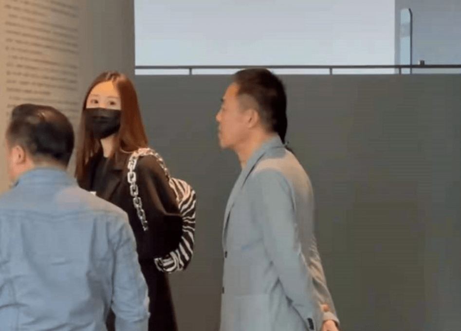 "风流老戏骨"侯勇:和第1任妻子结婚时,第3任妻子才刚出生