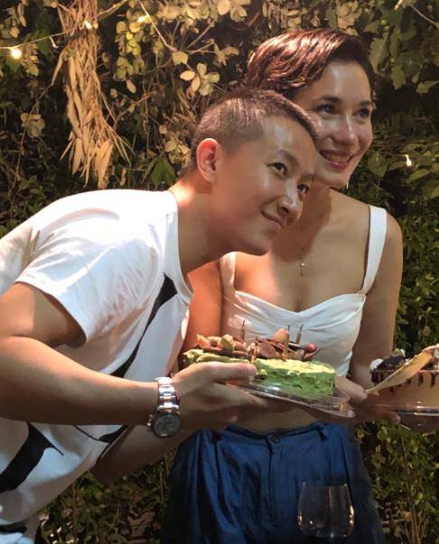 韩庚妻子卢靖姗近照爆出,结婚1年身体变化之大,混血有