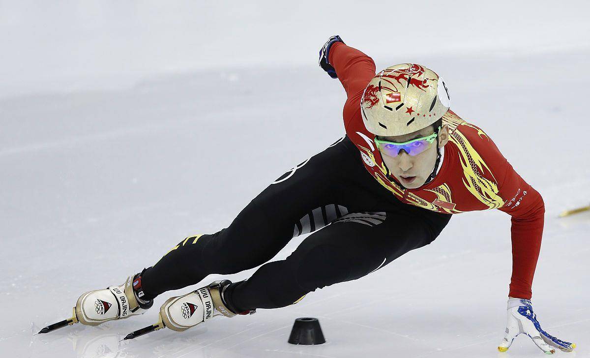 众所周知,速滑队在2018年平昌冬奥会出现了"滑铁卢",只有武大靖一人