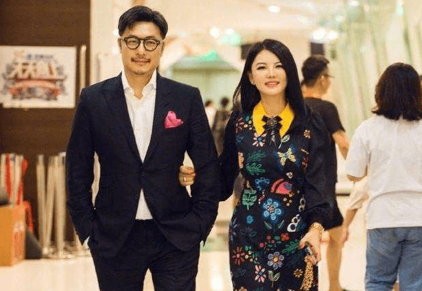 原创李湘王岳伦切断商业关联离婚,章泽天刘强东熬过危机又共同开公司