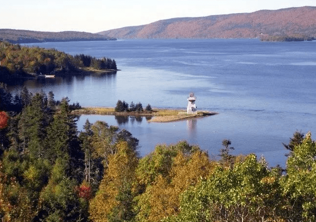 图片来源于网络西北特区大奴湖(great slave lake)大奴湖是加拿大第