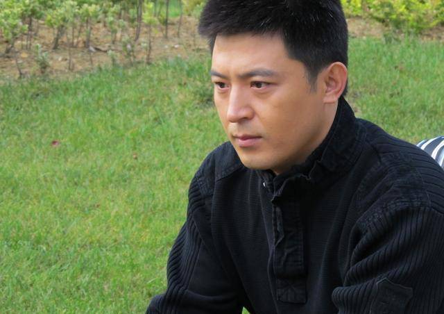 原创著名演员孙涛雪藏平凡妻子的真实内幕