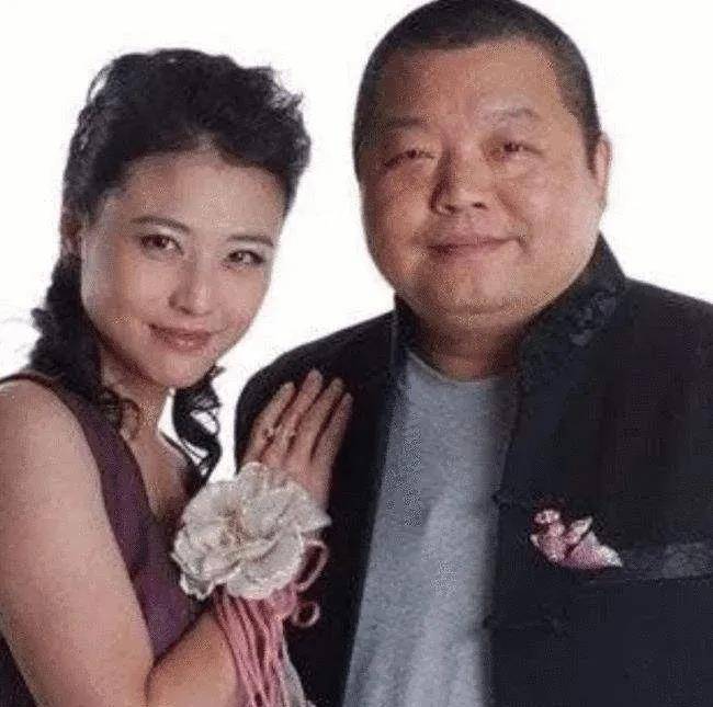 原创成龙到北京开演唱会臧天朔必须给我30收益要不然你开不了