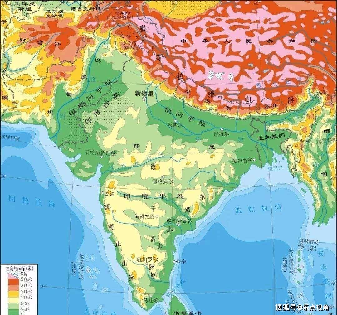 下图是印度的地形图,从图中来看好像印度的平原也不是特别大,除了恒河