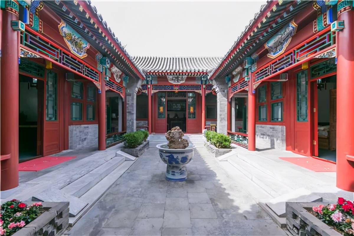 原创北京四合院空着不住全家人直接住在博物馆里堪称是隐形女首富