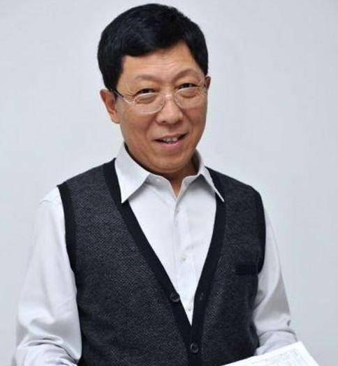 据说韩童生的妻子是一位话剧演员,他们因为话剧而相识相恋,婚后育有一