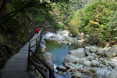 景区火了,古称"吴楚东南第一关",距六安市140公里_大别山_天堂寨_历史