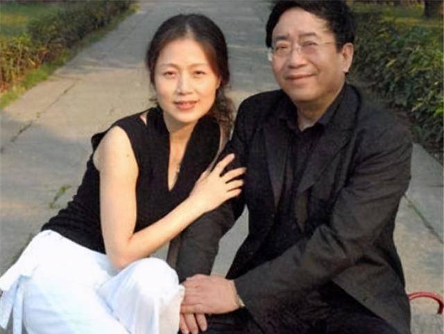 迟来的道歉,终于懂得原配所有的痛苦马兰从朋友的口中得知,李红离婚