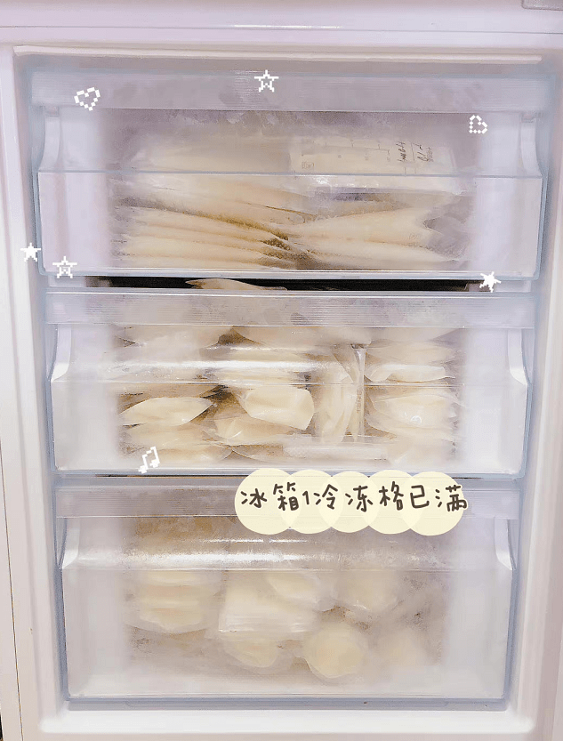 体操女神周捷二胎临近分娩,一胎曾因母乳多而烦恼,母乳多这样做