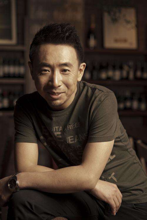 范雷,1973年4月12日出生于黑龙江省哈尔滨市,国家一级演员,毕业于解放