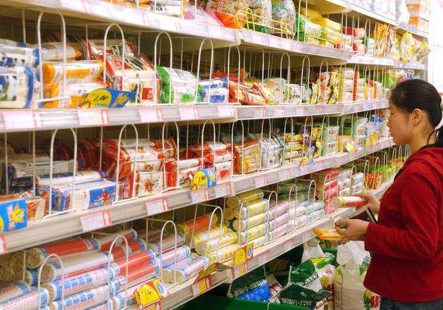 超市里的这4种挂面最好别给孩子吃,再便宜也不要！对健康无益