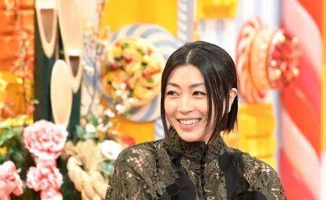 原创宇多田光19岁结婚后单身2次却依旧相信爱情