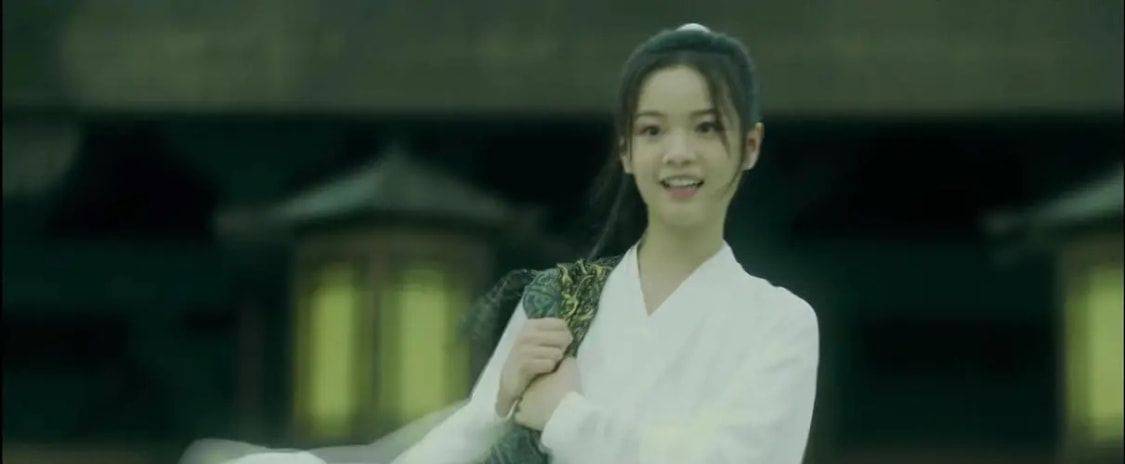 扮演者李庚希就一直成为了大家吐槽的点;自从剧版开播后;第九位:李庚