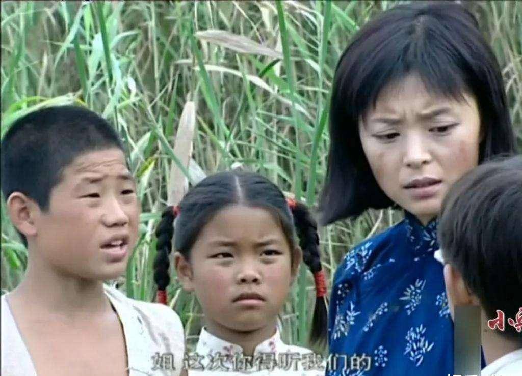 小兵张嘎中的嘎子和英子多年后重聚网友英子长开了