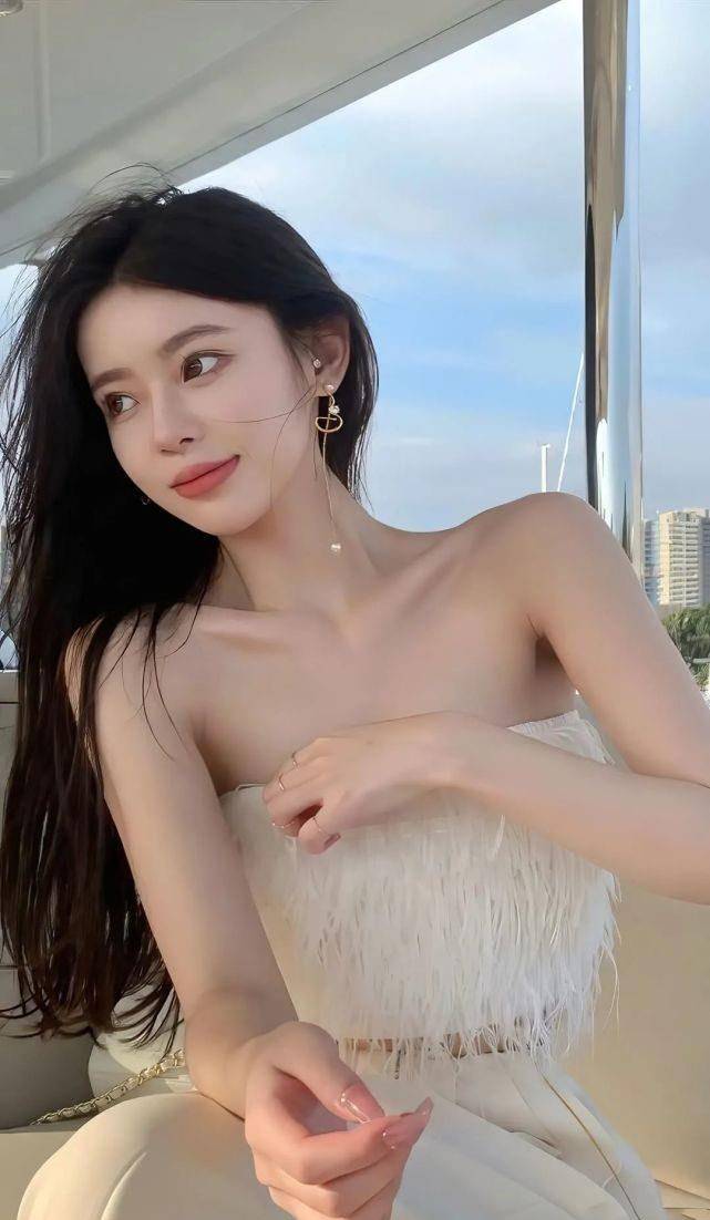原创甜甜的小姐姐壁纸系列
