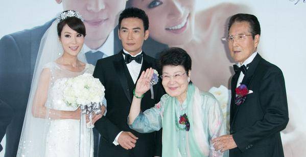 53岁童年男神焦恩俊与老婆断联2年多林千钰称仍未签字分手