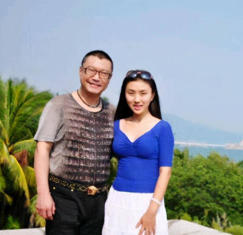 尹相杰新恋情曝光,于文华自愿担当红娘,姻缘线牵拍卖