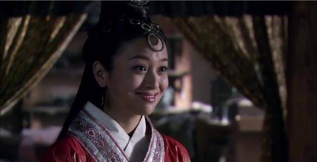 秦孝公的妹妹,荧玉公主对卫鞅非常倾心,发誓非他不嫁.
