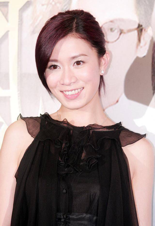 47岁佘诗曼的新恋情成乌龙,一生桃花不断的她,为何甘心单身?_母亲_小