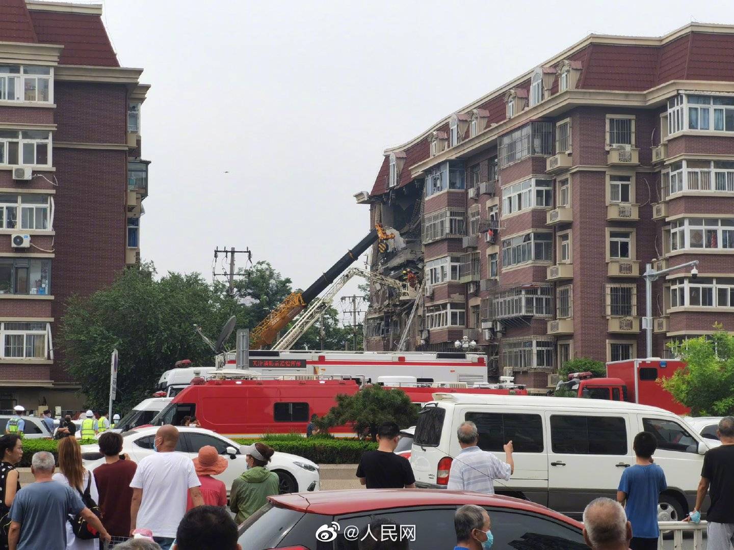 7月19日7时15分许,天津市北辰区一居民楼发生燃气爆燃,造成楼体受损