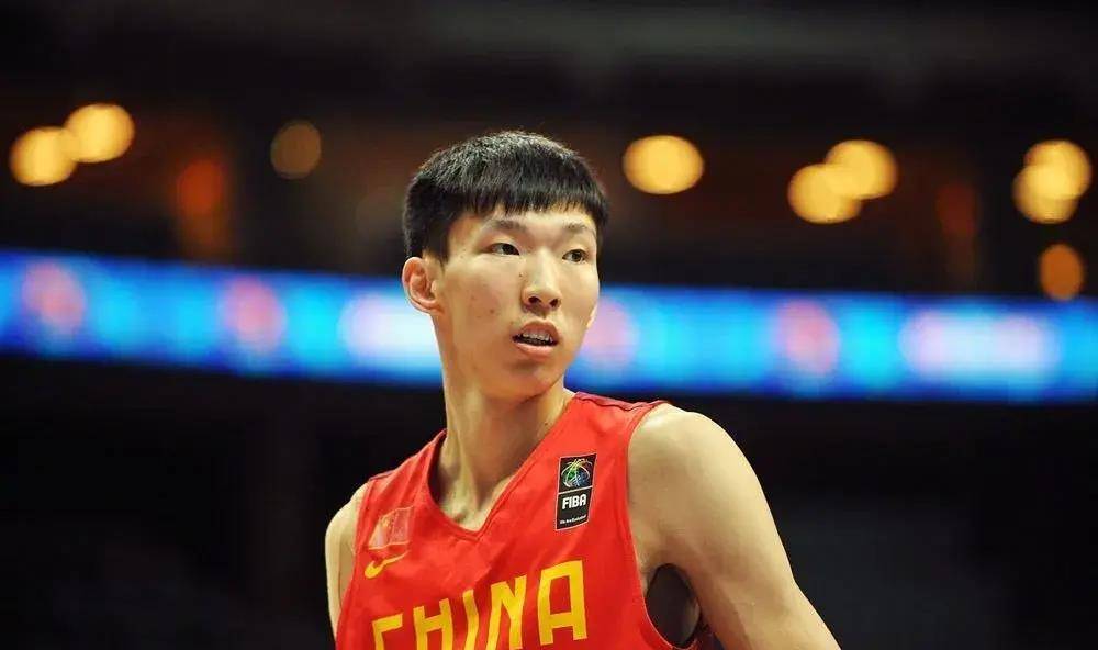 原创周琦增重13公斤肉眼可见变壮了臂展2米33位列nba历史第八