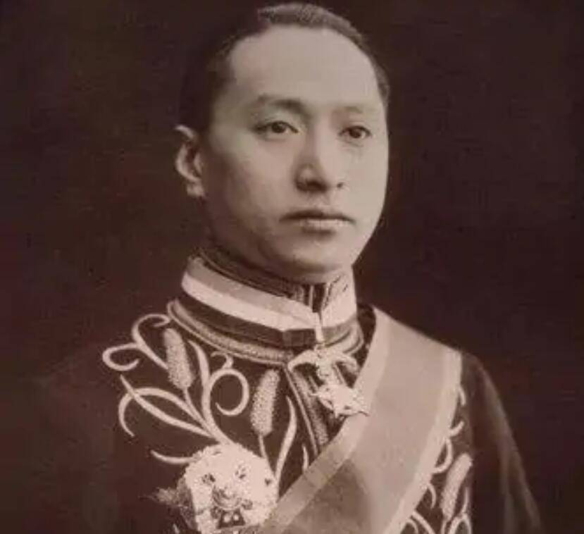 中国人永远不忘这沉痛的一天_顾维钧_会议_山东