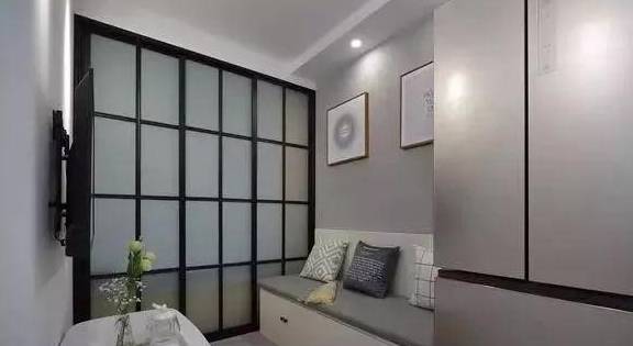 惊呆！50㎡一居室竟然能够改成三居室！如许的空间划分太牛了！