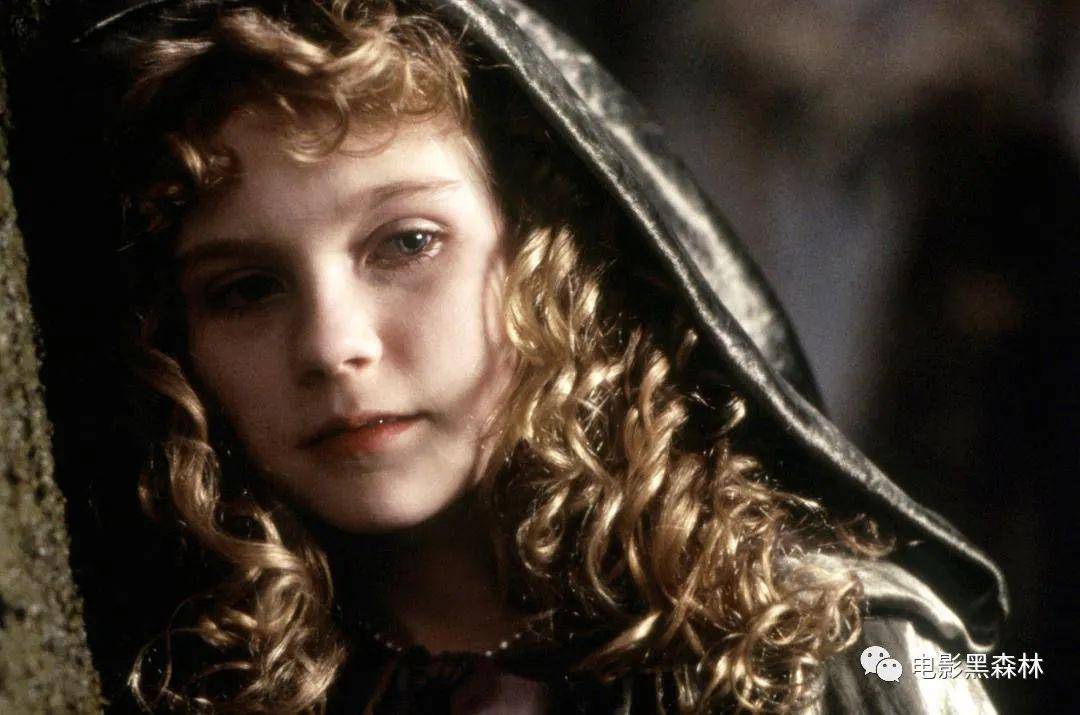 ���ݴ����������۵Ŀӹ���Ӱ����������