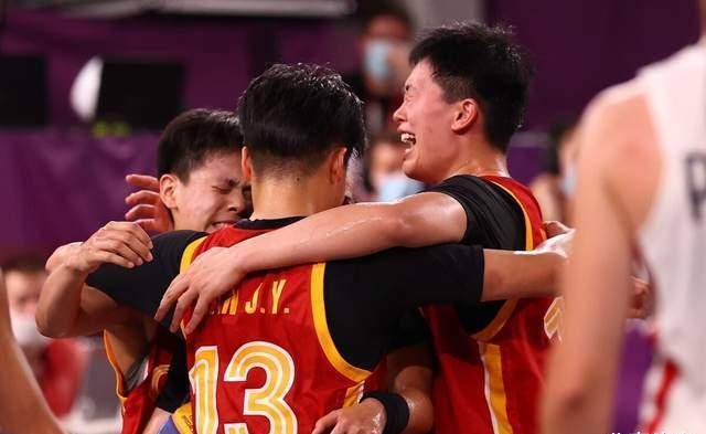中国三人篮球首战奥运女队摘铜男队垫底，想要佳绩姚明还需多撑持