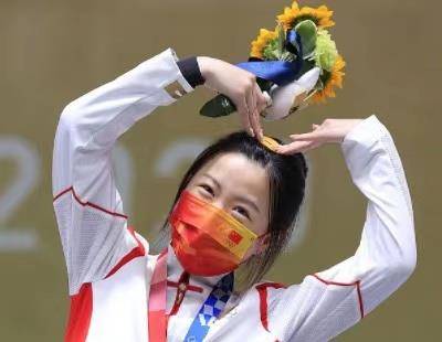 7月27日看点！中国冲击9项奖牌，女子三大球集体表态，女排争首胜