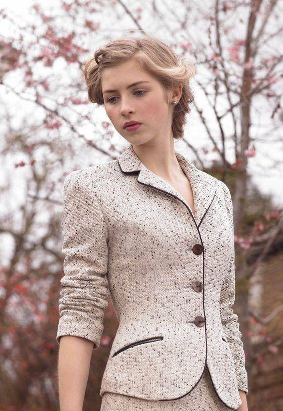 �������е����С��ǣ������ĵ���Ů����֤���ǽ����ܻ� ...