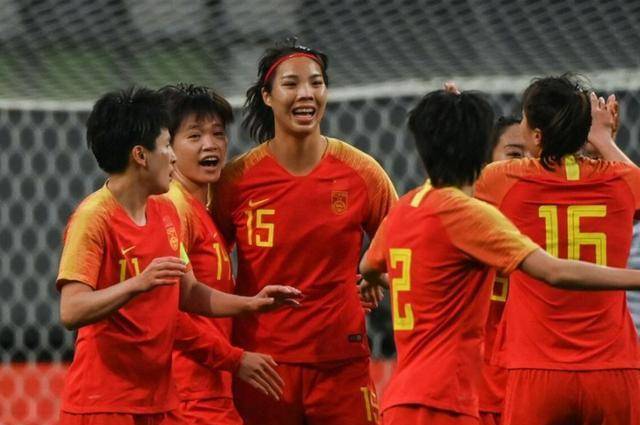 问足协：还有2个多月就亚洲杯开赛女足主锻练选出来了吗？