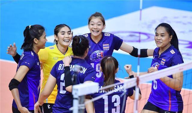 韩泰女排正式会师决赛，垂老泰国能否上演奇观圆梦奥运？