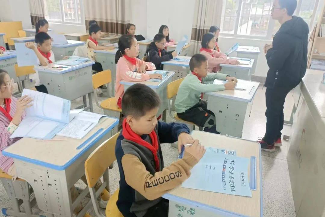 学海起航 | 漳州市南靖县梅林中心小学谈开展科学素养实践课成果