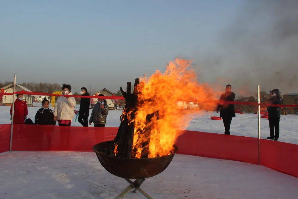 忻州云野小镇冰雪节：村落复兴 全域旅游