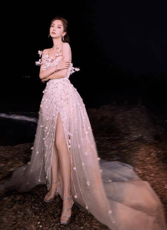 �𼦽���̺Ů���������������Ҵ��۸���ʢ��