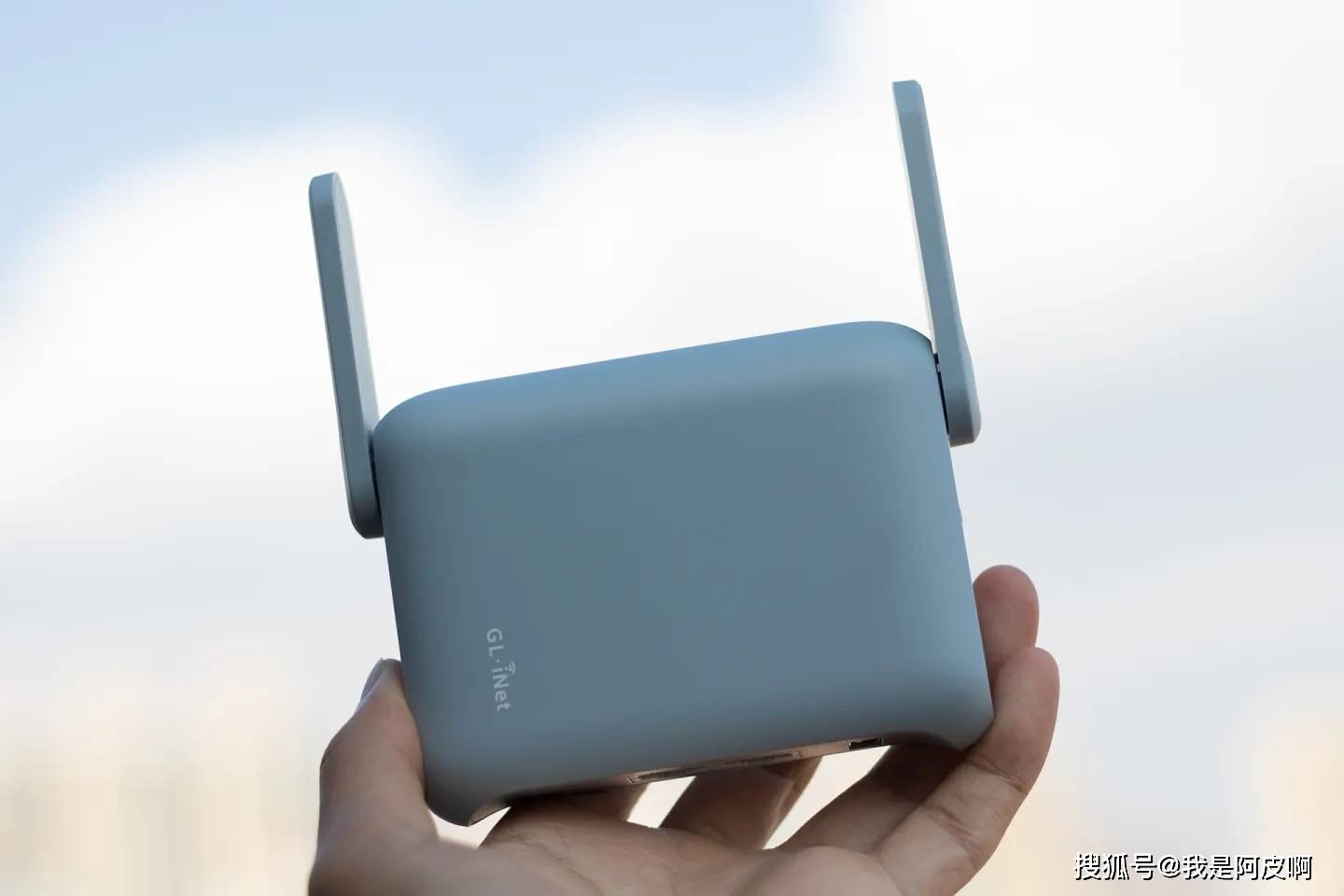 迷你WiFi 6『软路由』，2.5G口+轻NAS，开源OpenWRT加持，GL-MT3000便携路由器