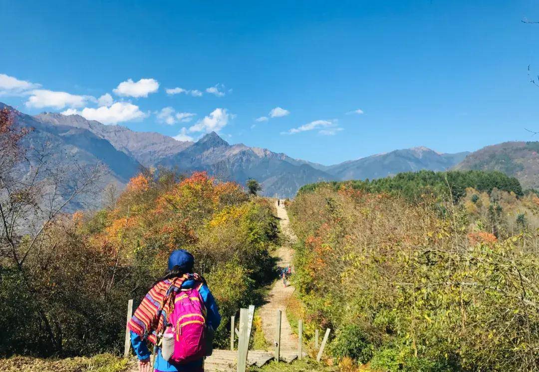 成都周边「十大典范」1日穿越线路，你走过几条？