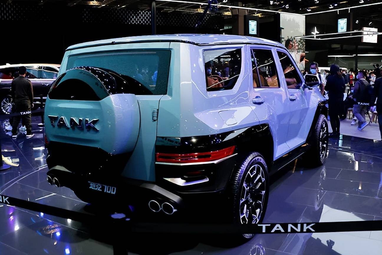 2023年想买硬派SUV？那两台国产硬货不容错过，坦克700+猛士917