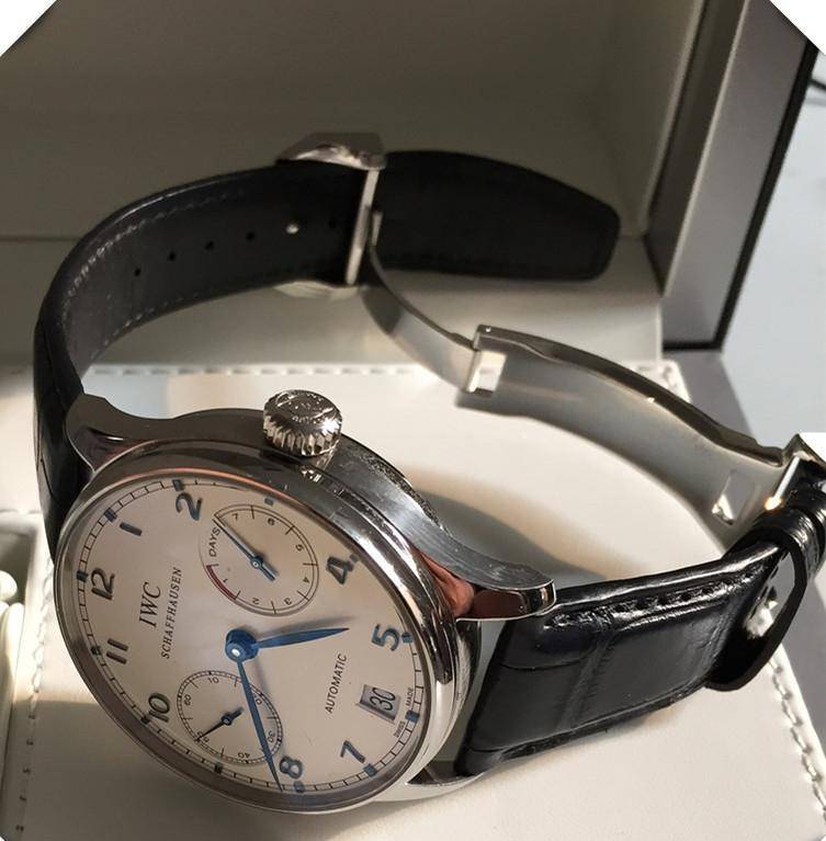 2022-2025��ר���±����Ͷ����г���W���ҵ��������ѡ��