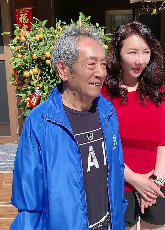 75��������Я38��С���ޣ�Ů������ʮ������������ͬ����ү ...