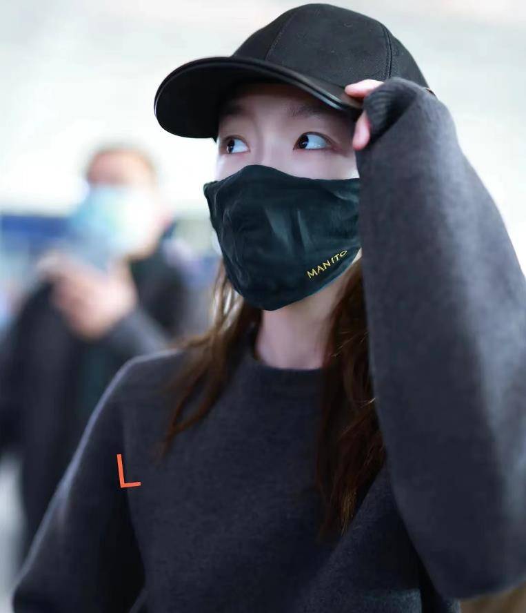 �ܶ�������������ƶ�Ҫ����վ����ͬ��ɻ����㣬Ϳ�촽�� ...