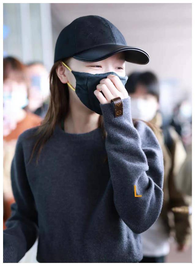 �ܶ�������������ƶ�Ҫ����վ����ͬ��ɻ����㣬Ϳ�촽�� ...