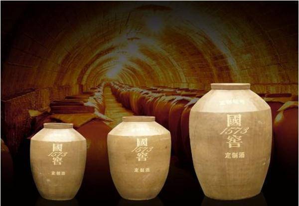 原創(chuàng)商務(wù)宴請(qǐng)用什么酒？你感覺哪個(gè)牌子的酒好？