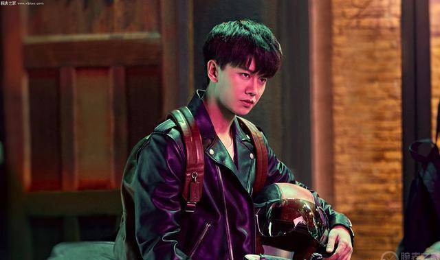 ����ȦӢ�����������ǣ�����������ҵ˫Ǹ�գ�