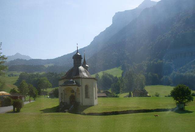 ŷ�ޡ�������ͷ���Ĺ��ȣ��ձ�80����ս�������������81�� ...