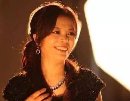 ������������Ů�ӹ�߶�����Ʒ�꣬Ŀ�����ݺ����ѷ׷���ʾ ...