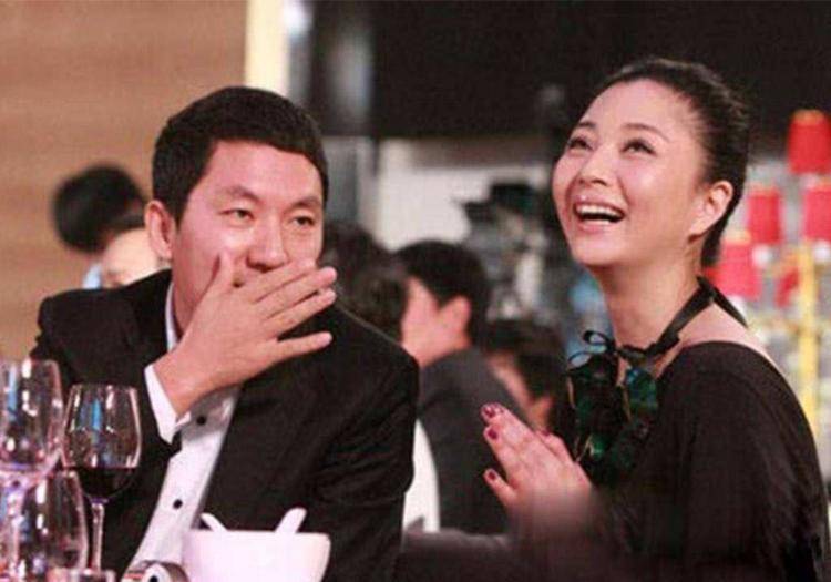 û�б�˦���Ű�֥��������̥�������֣���֪Ե�ɣ���Ů�˶� ...