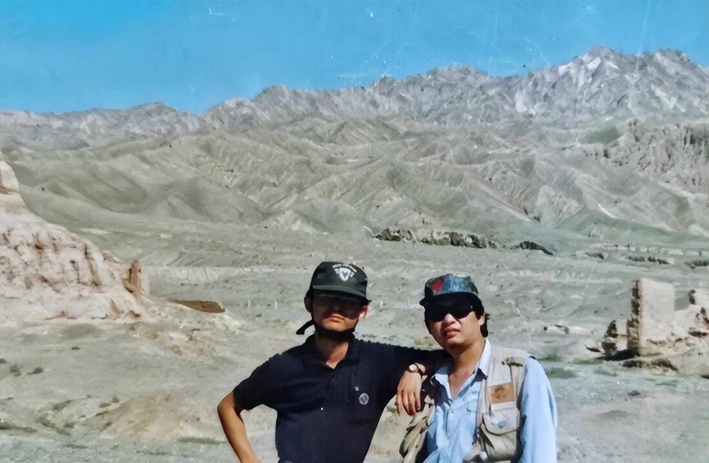 ��ʵ֤�����𲽡����š����ƹ����Ϸǣ�������������һ����� ...