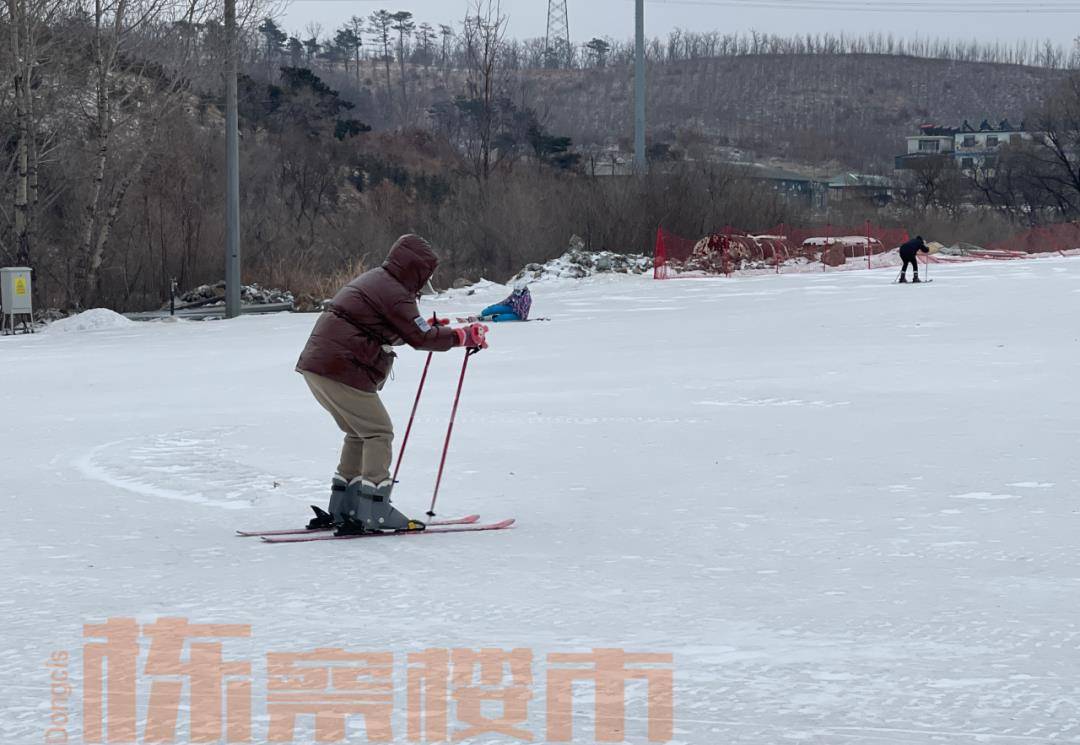 滑雪、看雪雕、赏烟花、逛灯展，棋盘山冰雪大世界最全攻略来了